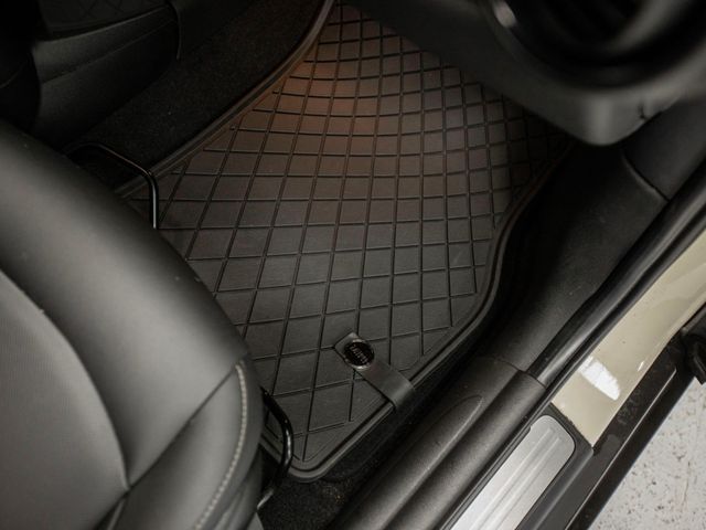 2020 MINI Cooper Hardtop 4 Door  - 22975769 - 26