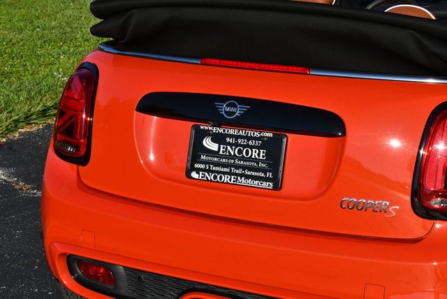 2020 MINI Cooper S Convertible W/Iconic Trim and Navigation  - 22918620 - 9