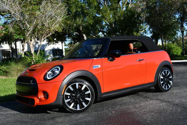 2020 MINI Cooper S Convertible W/Iconic Trim and Navigation  - 22918620 - 22