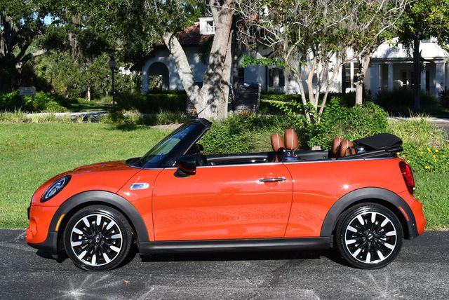 2020 MINI Cooper S Convertible W/Iconic Trim and Navigation  - 22918620 - 27