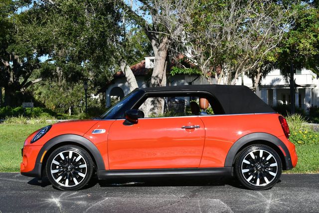 2020 MINI Cooper S Convertible W/Iconic Trim and Navigation  - 22918620 - 32