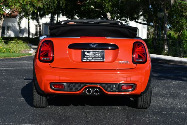 2020 MINI Cooper S Convertible W/Iconic Trim and Navigation  - 22918620 - 4