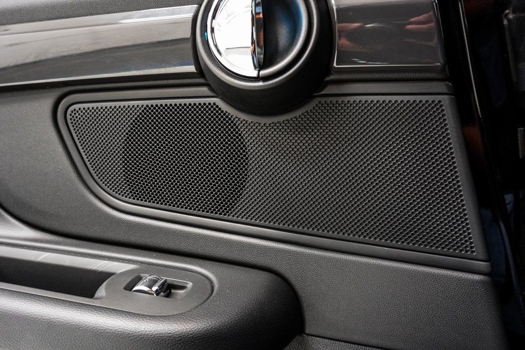 2020 Mini Cooper S photo 19