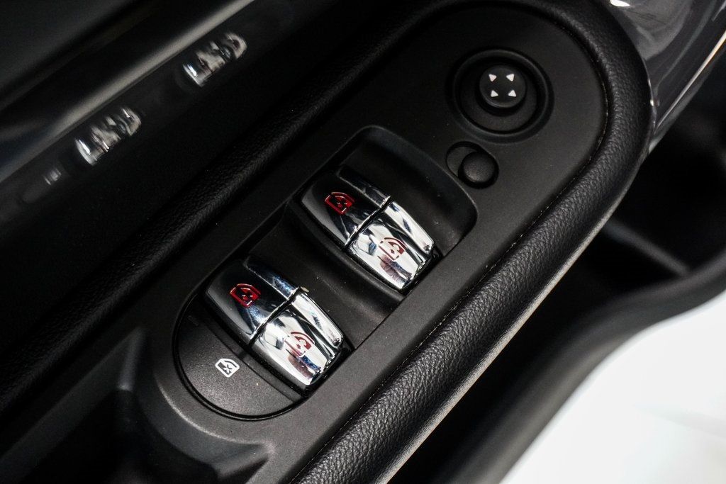 2020 Mini Cooper S photo 34