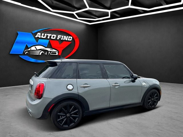 2020 MINI Cooper S Hardtop 4 Door CLEAN CARFAX, ICONIC TRIM, PAN SUNROOF, NAVIGATION, HEATED SEATS - 23037828 - 11