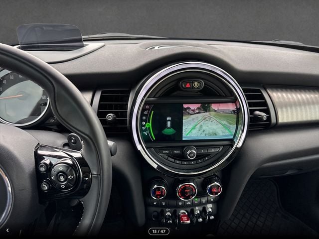 2020 MINI Cooper S Hardtop 4 Door CLEAN CARFAX, ICONIC TRIM, PAN SUNROOF, NAVIGATION, HEATED SEATS - 23037828 - 5