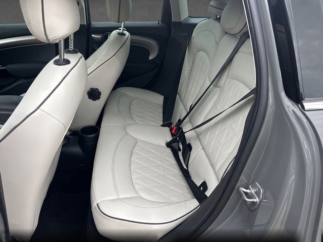 2020 MINI Cooper S Hardtop 4 Door CLEAN CARFAX, ICONIC TRIM, PAN SUNROOF, NAVIGATION, HEATED SEATS - 23037828 - 6