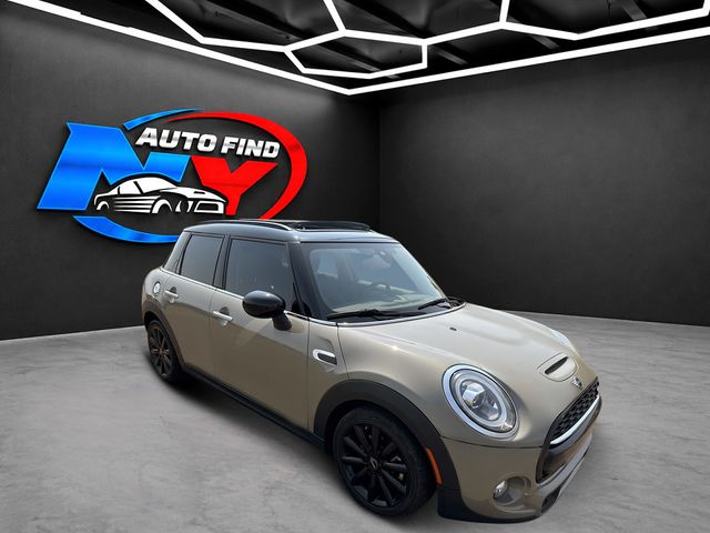 2020 MINI Cooper S Hardtop 4 Door SIGNATURE TRIM, PAN SUNROOF, HEATED SEATS, HARMAN KARDON SOUND - 23060559 - 1
