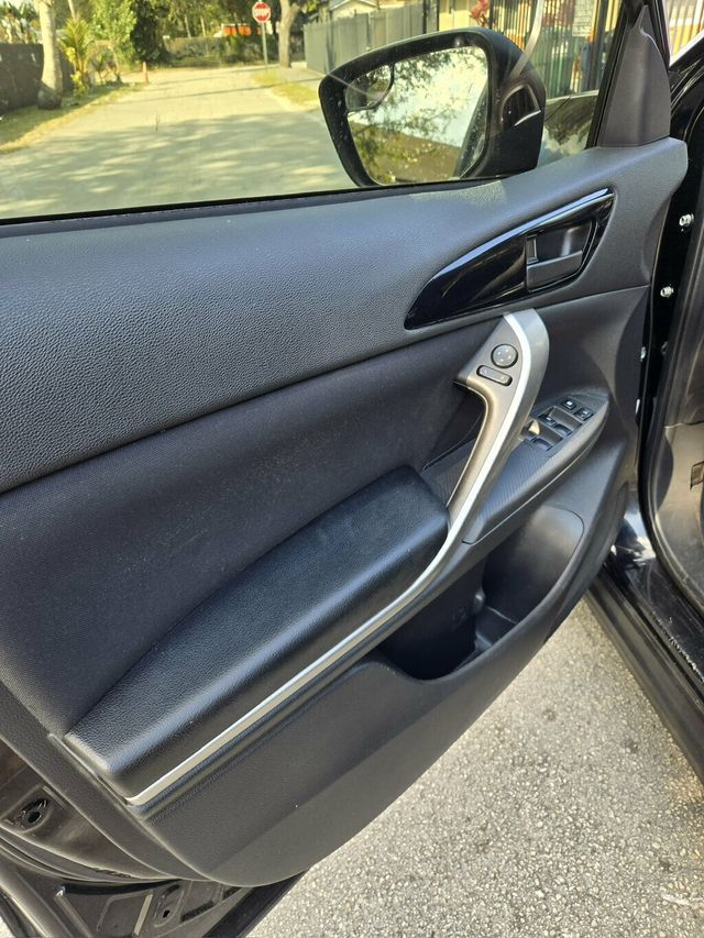 2020 Mitsubishi Eclipse Cross ES FWD - 22984731 - 18