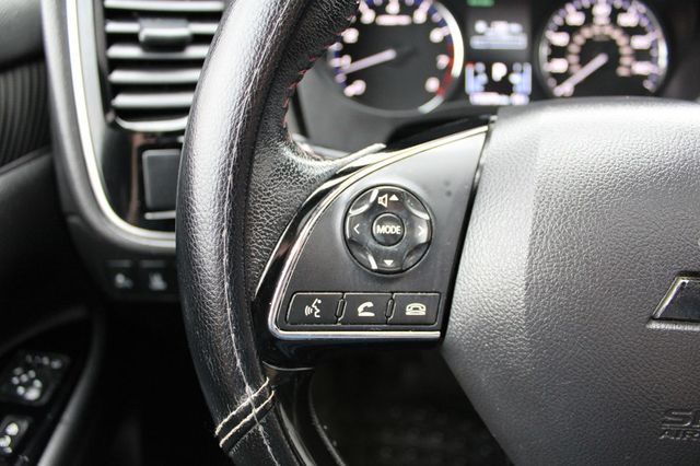 2020 Mitsubishi Outlander LE FWD - 22969715 - 29