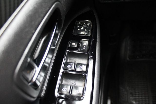 2020 Mitsubishi Outlander LE FWD - 22969715 - 31