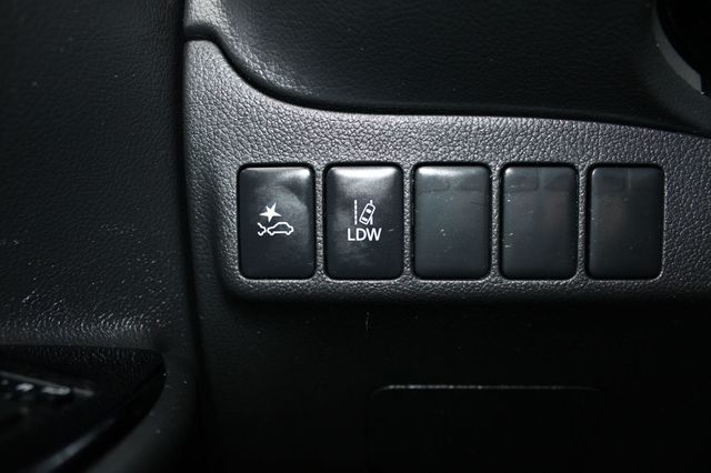 2020 Mitsubishi Outlander LE FWD - 22969715 - 32