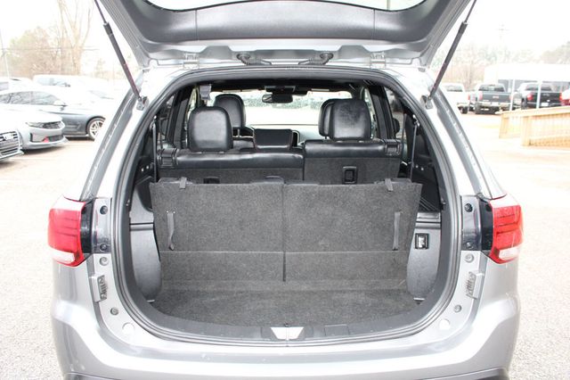 2020 Mitsubishi Outlander LE FWD - 22969715 - 6