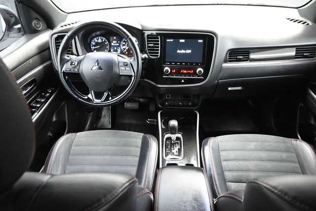 2020 Mitsubishi Outlander LE FWD - 23042406 - 10