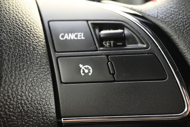 2020 Mitsubishi Outlander LE FWD - 23042406 - 19