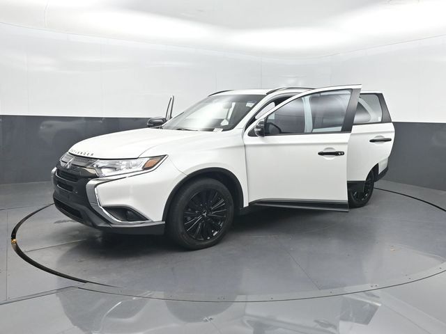 2020 Mitsubishi Outlander LE FWD - 23042406 - 31