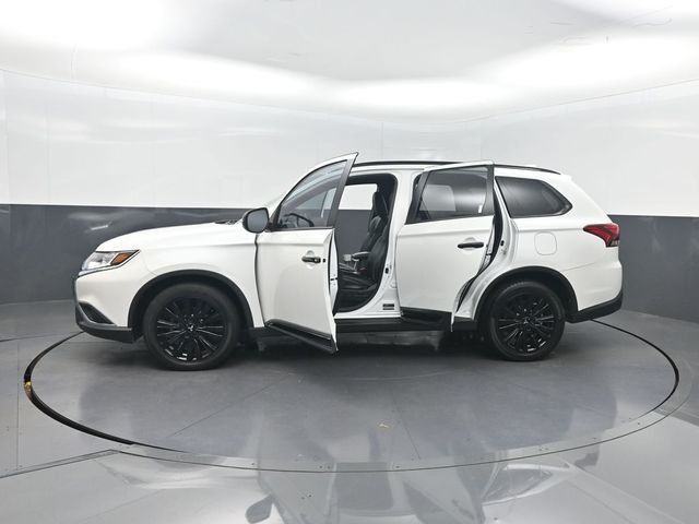 2020 Mitsubishi Outlander LE FWD - 23042406 - 34