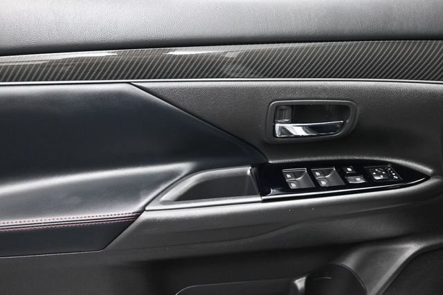 2020 Mitsubishi Outlander LE FWD - 23042406 - 6