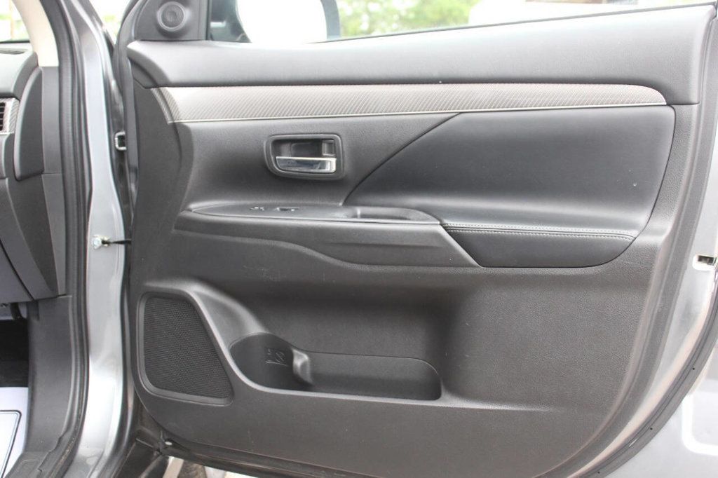 2020 Mitsubishi Outlander SEL S-AWC - 22887022 - 17