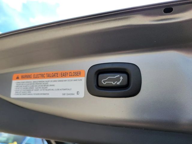 2020 Mitsubishi Outlander SEL Sport Utility 4D - 22998234 - 27