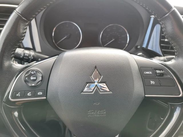 2020 Mitsubishi Outlander SEL Sport Utility 4D - 22998234 - 30