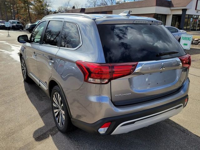 2020 Mitsubishi Outlander SEL Sport Utility 4D - 22998234 - 4