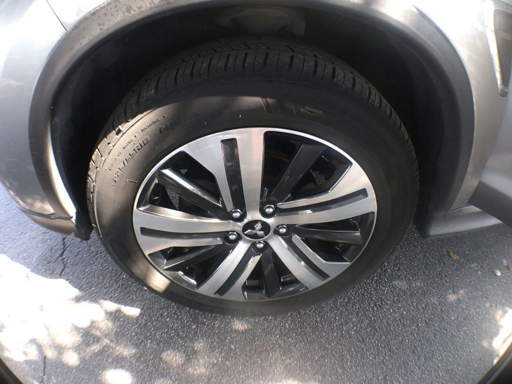 2020 Mitsubishi Outlander Sport ES photo 10