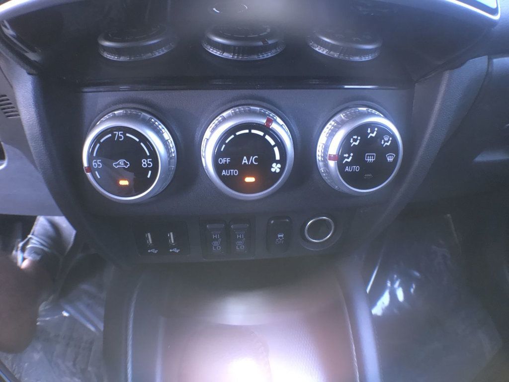 2020 Mitsubishi Outlander Sport ES photo 19