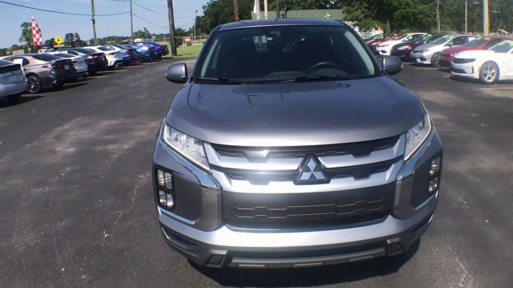 2020 Mitsubishi Outlander Sport ES photo 3