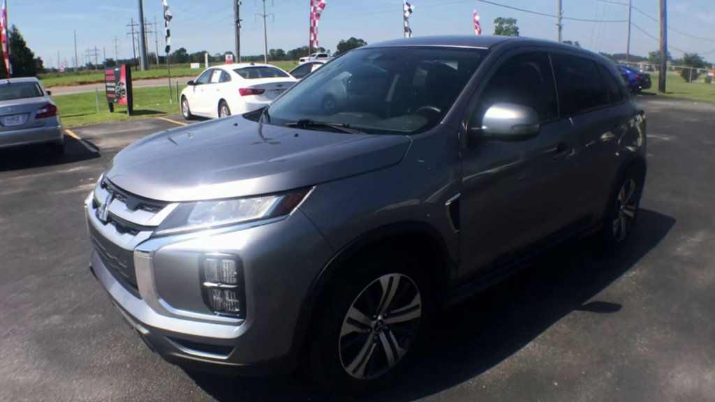 2020 Mitsubishi Outlander Sport ES photo 4