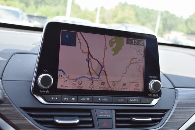 2020 Nissan Altima 2.5 Platinum Sedan - 22904972 - 23