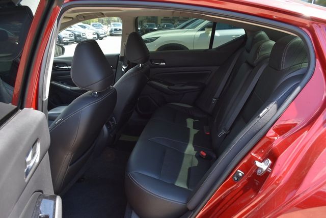 2020 Nissan Altima 2.5 Platinum Sedan - 22904972 - 31