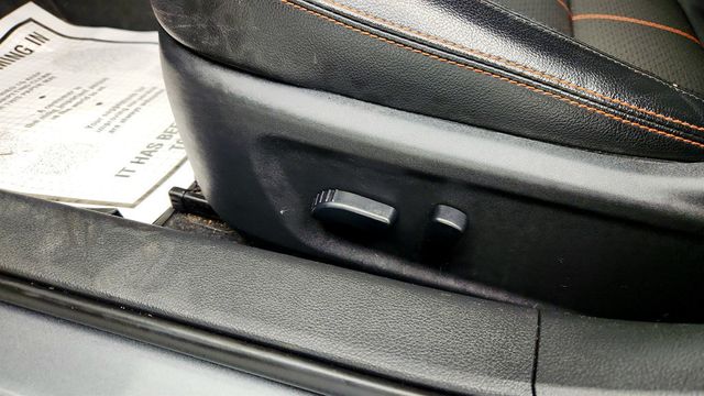 2020 Nissan Altima 2.5 SR AWD Sedan w/ 19'' Wheels & Apple CarPlay - 22995715 - 10