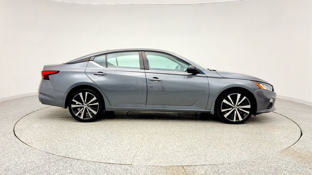 2020 Nissan Altima 2.5 SR AWD Sedan w/ 19'' Wheels & Apple CarPlay - 22995715 - 3