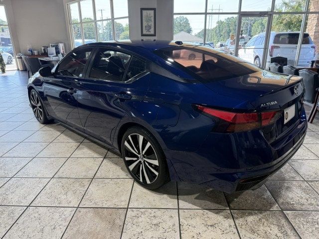 2020 Nissan Altima 2.5 SR photo 3