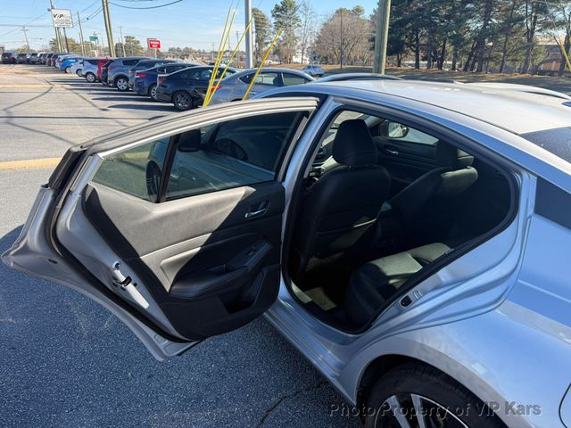 2020 Nissan Altima 2.5 SR Sedan - 22925884 - 10