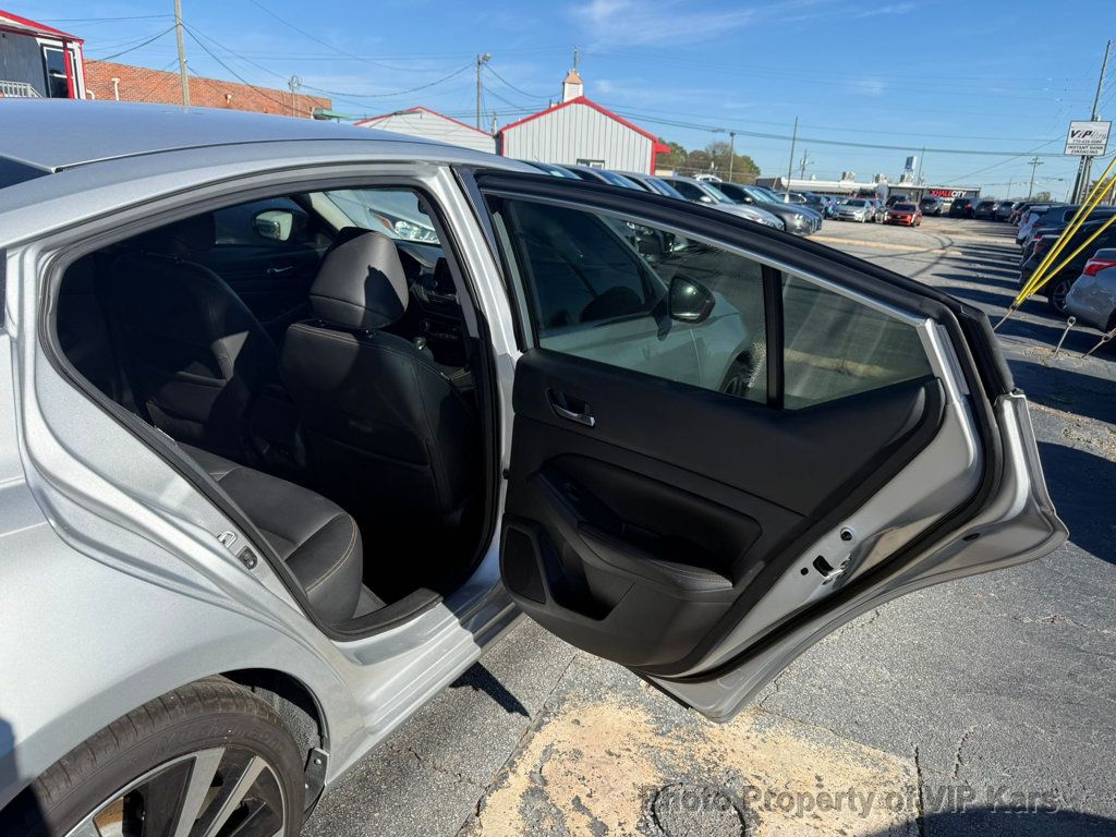 2020 Nissan Altima 2.5 SR Sedan - 22925884 - 11