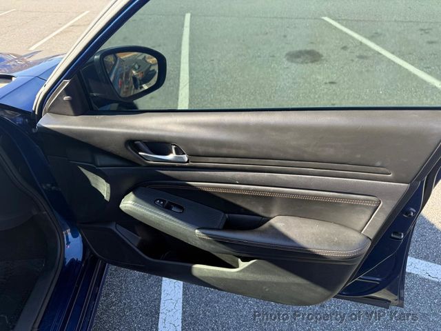 2020 Nissan Altima 2.5 SR Sedan - 22965188 - 11