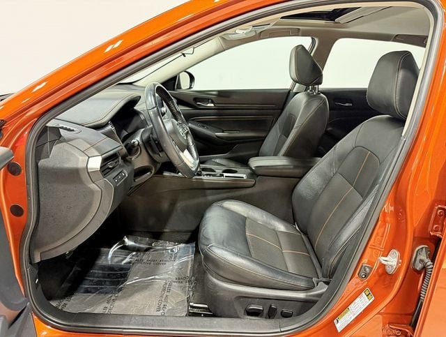 2020 Nissan Altima 2.5 SR Sedan - 22939658 - 24