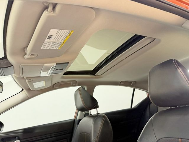 2020 Nissan Altima 2.5 SR Sedan - 22939658 - 29