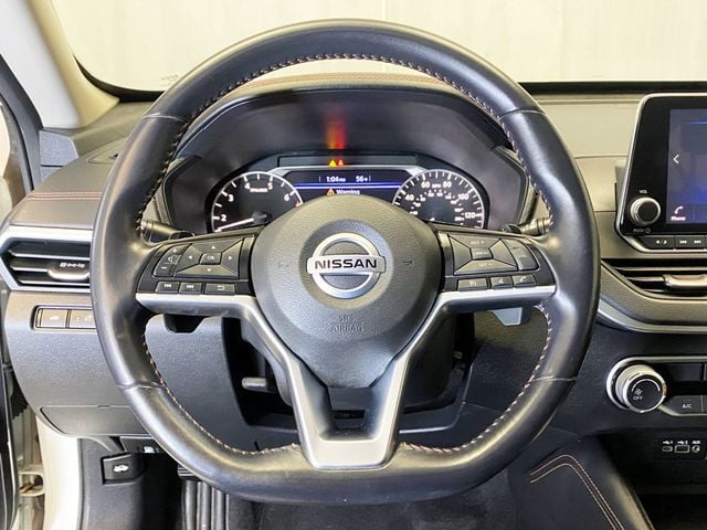 2020 Nissan Altima 2.5 SR Sedan - 22951905 - 30