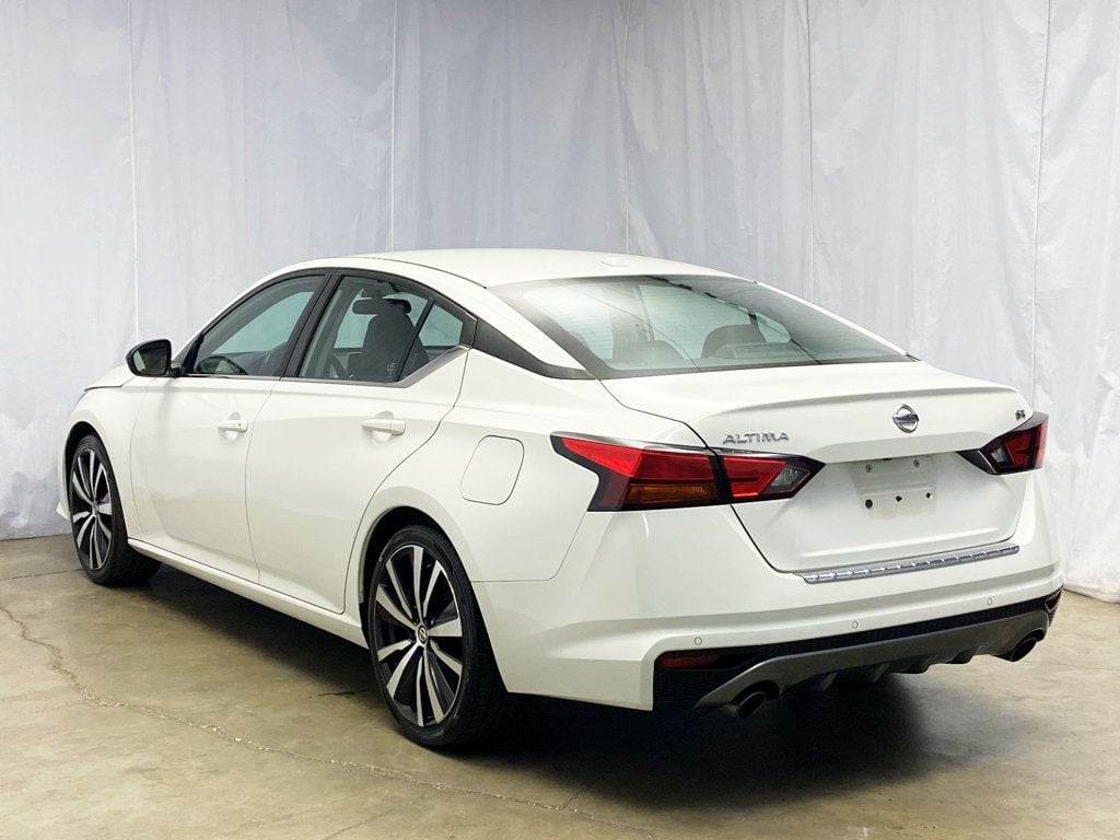 2020 Nissan Altima 2.5 SR Sedan - 22951905 - 3