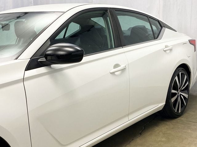 2020 Nissan Altima 2.5 SR Sedan - 22951905 - 5
