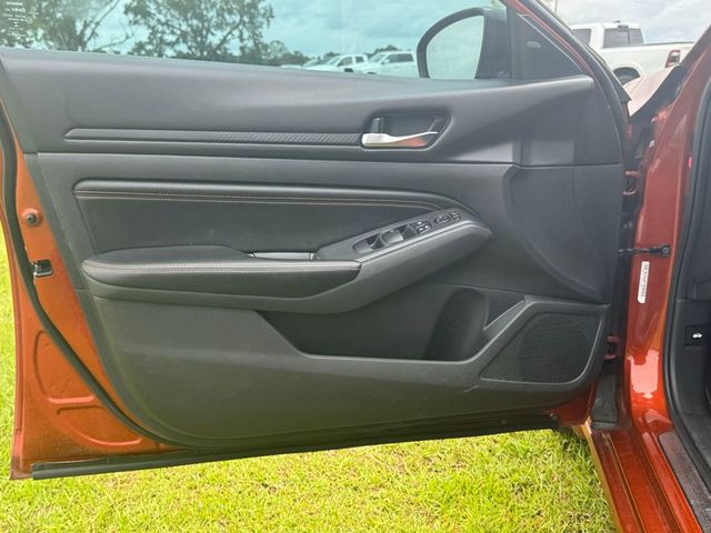 2020 Nissan Altima 2.5 SR Sedan - 23031747 - 3