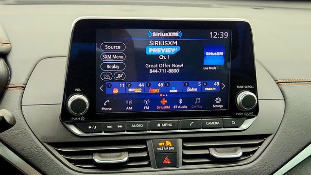 2020 Nissan Altima 2.5 SR Sedan - 23047002 - 17