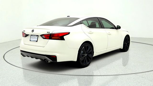 2020 Nissan Altima 2.5 SR Sedan - 23047002 - 4
