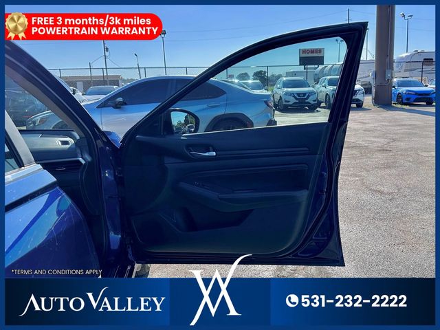 2020 Nissan Altima 2.5 SR Sedan 4D - 22939054 - 14