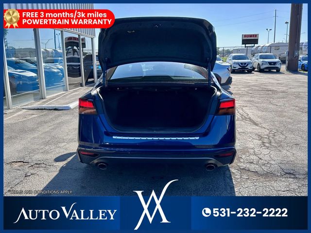 2020 Nissan Altima 2.5 SR Sedan 4D - 22939054 - 35