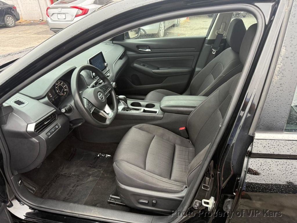 2020 Nissan Altima 2.5 photo 10