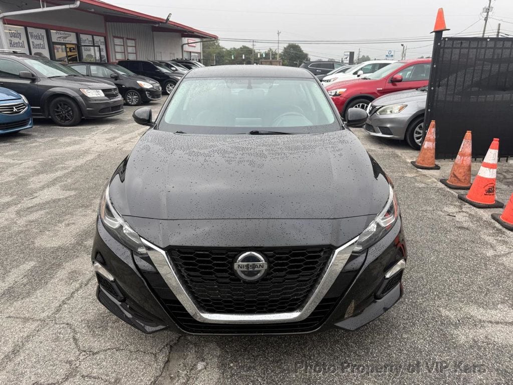 2020 Nissan Altima 2.5 photo 2